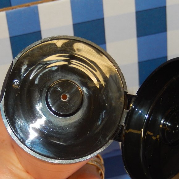 LOVE - VANILLA ROSE by Bath & Body Works Moisturizing Body Wash - Picture 3 of 5